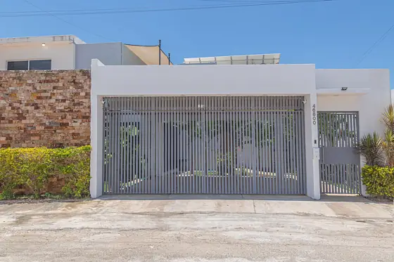 Street front and gate